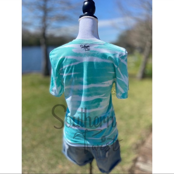 “Mom” #momlife Messy Bun Sunglasses Headband Bleached Sublimation Green - Picture 2 of 2